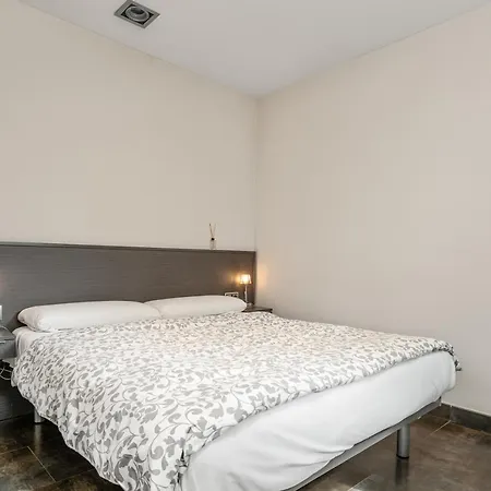 Apartment Beautiful Flat Beach, Casteldefels